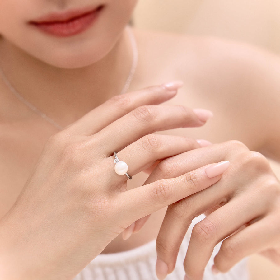 Viva Petite Diamond Marshmallow Pearl Ring