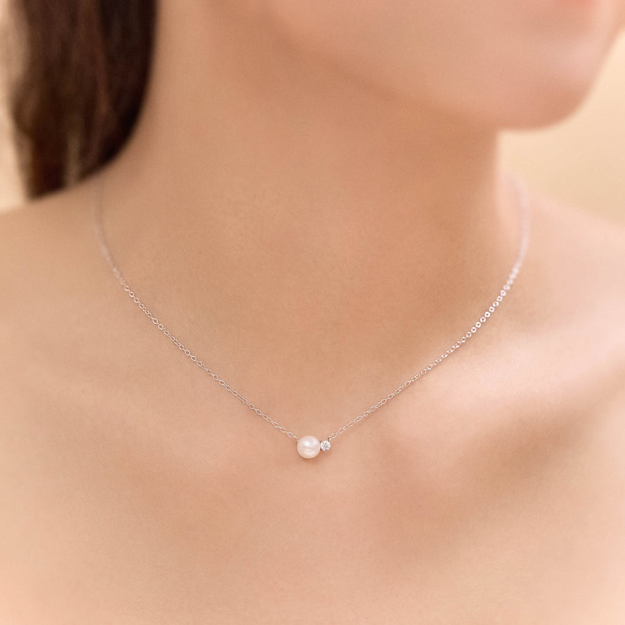 Viva Diamond Marshmallow Pearl Necklace